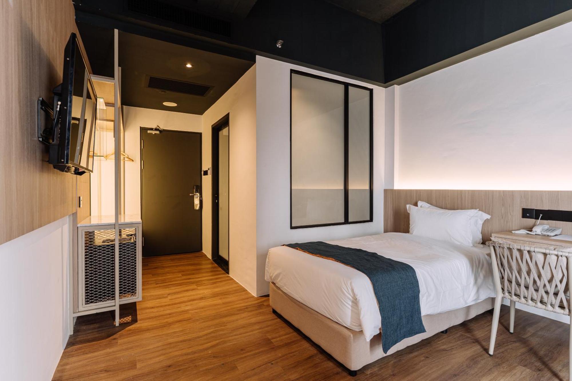 Impiana By Roxy Hotel クチン エクステリア 写真