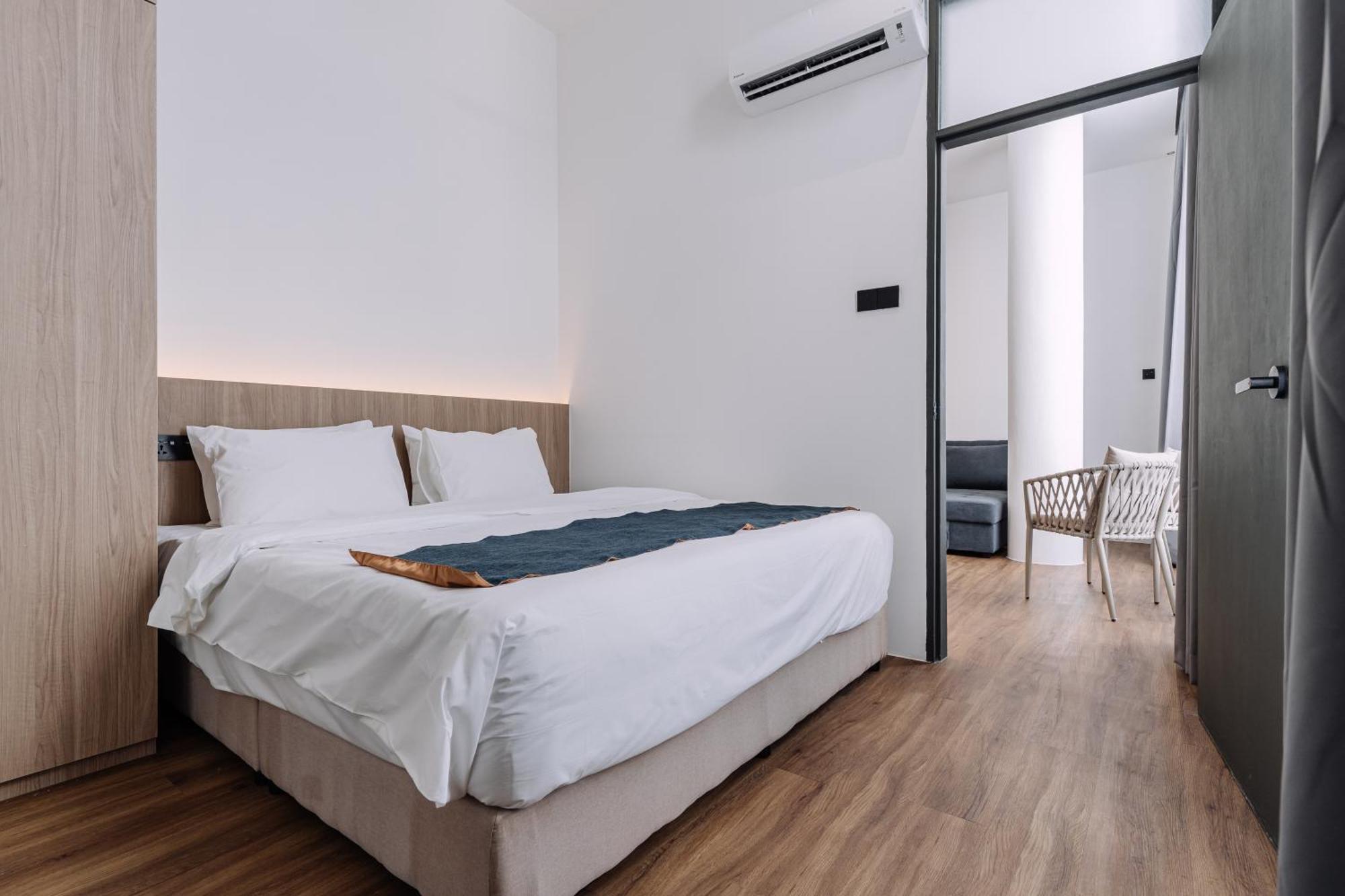 Impiana By Roxy Hotel クチン エクステリア 写真